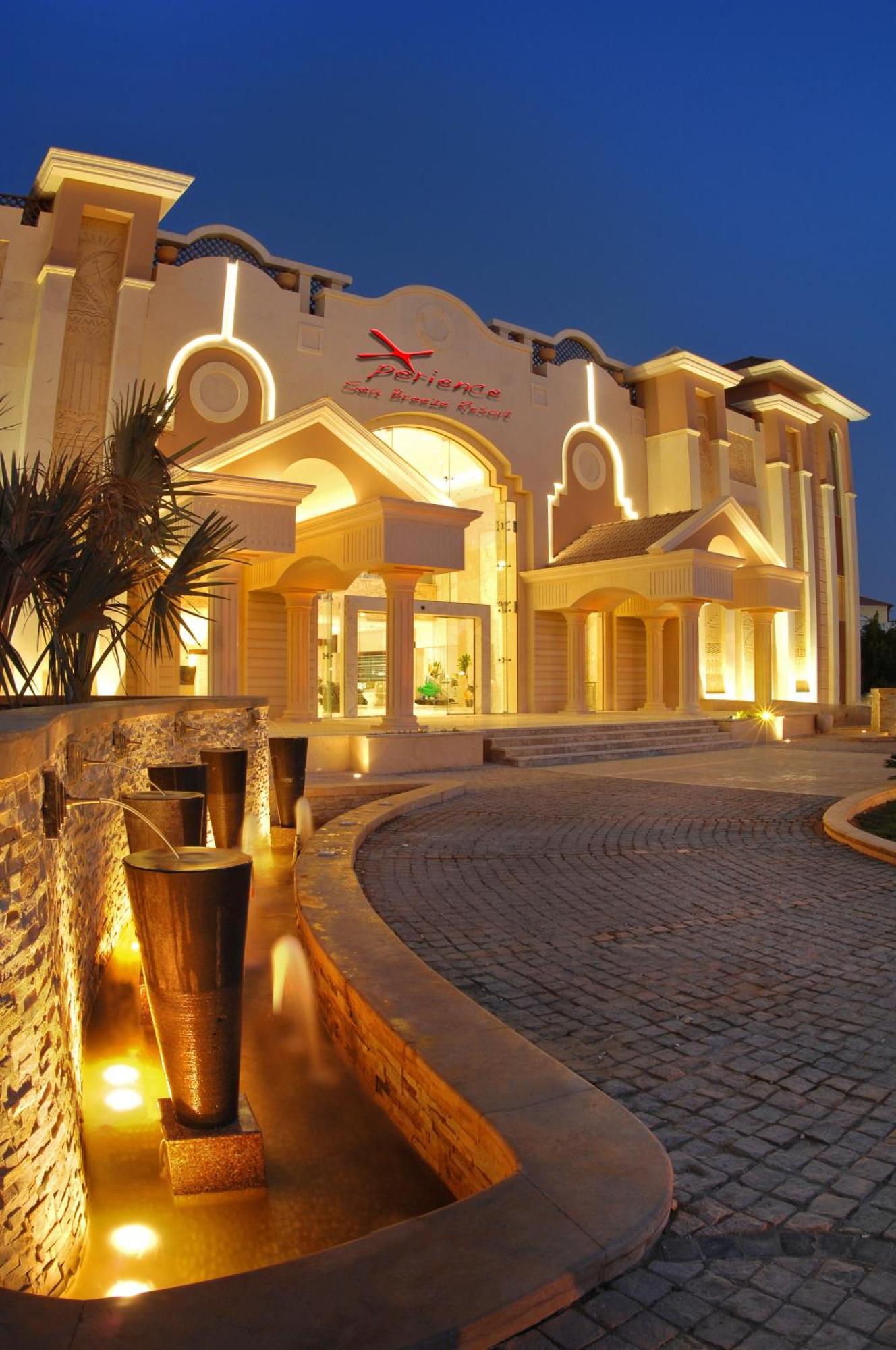 Xperience Sea Breeze Resort (Adults Only) Sharm el Sheikh Esterno foto The entrance of the hotel