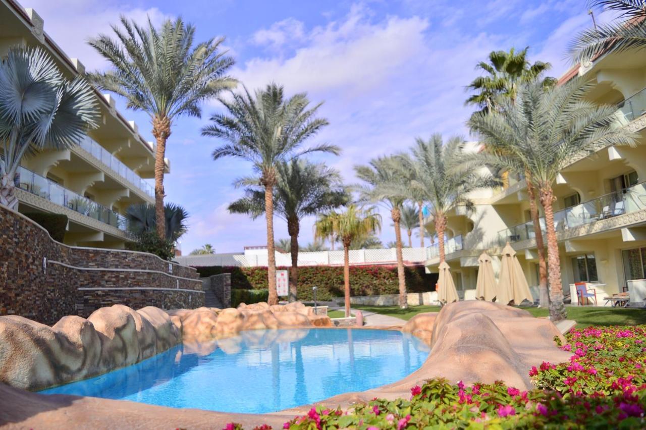 Xperience Sea Breeze Resort (Adults Only) Sharm el Sheikh Esterno foto The pool at the Renaissance Palm Hotel